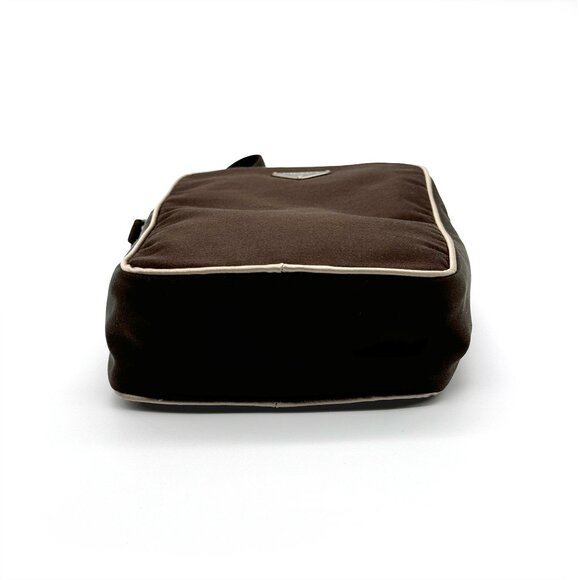 NWOT Prada Satin Bag + Set of 5 Prada Tinted Lip Balms RARE!! - Picture 14 of 15